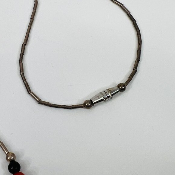 Liquid Silver Sterling Silver Necklace Red Coral Black Onyx Station Beads 19" - Picture 8 of 9